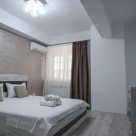 Apartment C&y Zev *