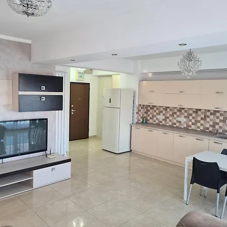Apartmán C&y Zev Mamaia