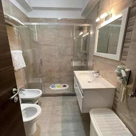 C&y Zev Apartmán Mamaia