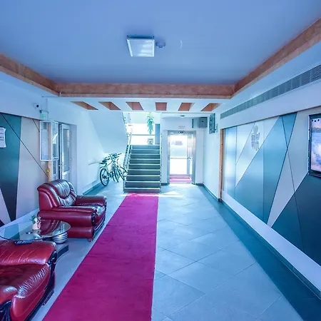 C&y Zev Apartamento *